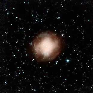 Infrarotaufnahme von NGC 4361 mit dem Spitzer-Weltraumteleskop.