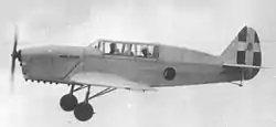 Eine Nardi FN.305A im Flug