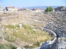 Das Theater, restauriert von Plinius, aber wieder verfallen.