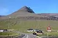 Norðdepil mit dem 755 m hohen Lokki im Hintergrund.