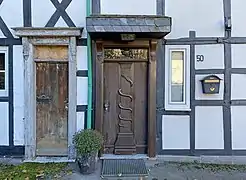 Haustüren Obenmankhaus 50