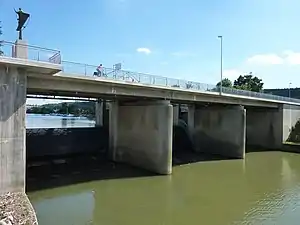 Wehr vom Unterwasser aus gesehen