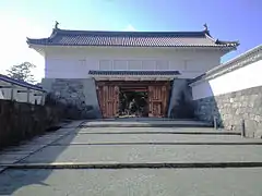 Akagane-mon