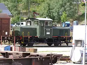 Skd 220a 153 im Bahnhof Otta (2009)