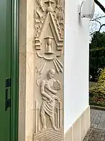 William Ohly, Relief, Hauptportal Friedhofshalle Friesenheim