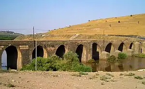 On-Gözlü-Brücke über den Tigris