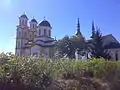 Zwei Serbisch-orthodoxe Kirchen in Kozarac