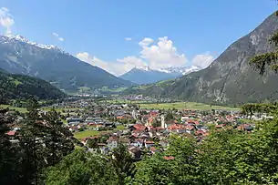 Blick von Anreit auf Zams,im Hintergrund die Verwallgruppe