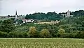 Blick auf Osterfeld mit der Burg (rechts)