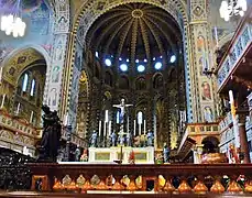 Basilica di Sant’Antonio, Blick in das Presbyterium mit dem Hochaltar