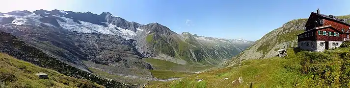 Panorama von der Hütte: Krimmler Kees, Dreiherrenspitze, Birnlücke