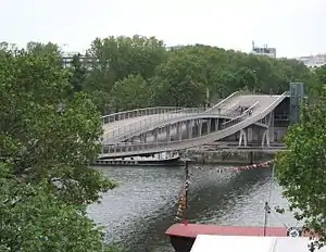 Passerelle Simone-de-Beauvoir