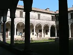 Kreuzgang im ehemaligen Kloster