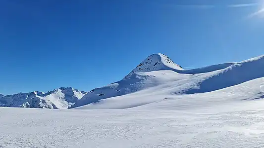 Der schmale Nordwestkamm des Piz dals Lejs, dieser führt zum Gipfel