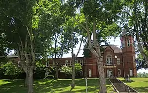 Das Putnam County Courthouse in Winfield, gelistet im NRHP mit der Nr. 00000775