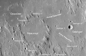 Oppolzer und Umgebung (LROC-WAC)