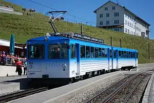 BDhe 4/4 15 im Bahnhof Rigi Kulm