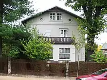 Villa Dr.-Schmincke-Allee 22