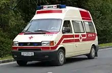 T4 Rettungswagen (ÖRK)(GP 1996–2003, langer Radstand, Hochdach als Sonderanfertigung)