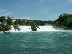 Rheinfall bei Hochwasser im Juni 2013