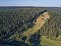 Seekopf mit der Riesenrutschbahn im Ortsteil Poppeltal (Luftaufnahme)