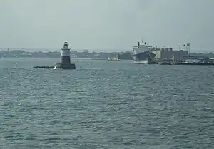 Robbins Reef Lighthouse (2010) von der Staten Island Ferry