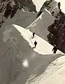 Wechselseitige Wechten am Rochefortgrat im Mont-Blanc-Gebiet