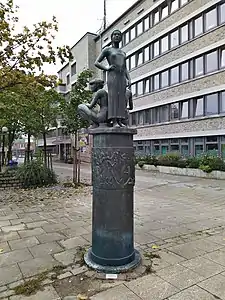 Säule mit FigurengruppeEdgar Augustin