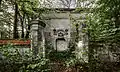 Mausoleum der Familie Reichenbach mit Wappen