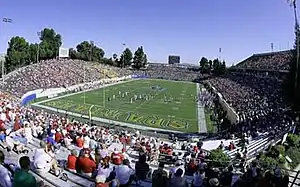 Das CEFCU Stadium während eines Footballspiels