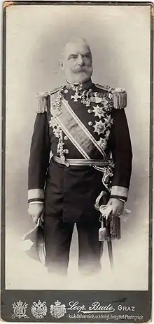 Moritz Sachs von Hellenau in Galauniform, um 1905