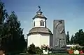 Holzglockenturm der Granitkirche in Savitaipale