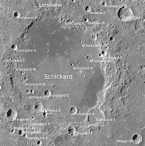 Schickard mit Nebenkratern (LROC-WAC)