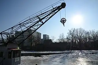 Blick vom Kranen-Denkmal auf die Umschlagstelle Cramer-Mühlebei Main-Eisgang im Jahre 2012