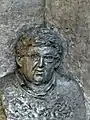 Sieger Köder, Bronzerelief von Rudolf Kurz westlich der St.-Stephanus­kirche in Wasseralfingen