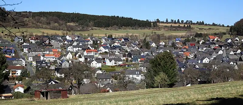 Simmersbach, Ansicht aus Südost