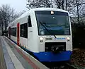 VT 304, Leihfahrzeug von Stadler Rail auf der RB 36 zum Start des Plandienstes der PEG in Duisburg-Ruhrort