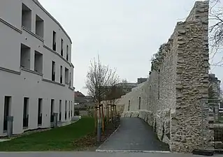 Stadtmauermit bogenförmigerNeuer Hadergasse(Großprojekt von 2014)