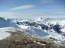 Albristhorn (Bildmitte) und Gsür (rechts davon) von der Elsigenalp aus gesehen