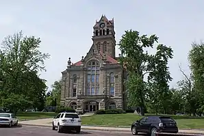 Starke County Courthouse, gelistet im NRHP Nr. 86003170