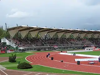 Die Haupttribüne des Steigerwaldstadions 2006