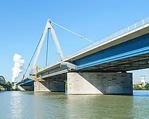 Steyregger Brücke