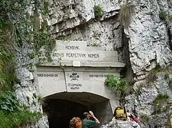 Eingangstunnel der Strada della 1. Armata