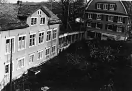 1977:«Studium» mit dem Alten Konvikt (rechts)