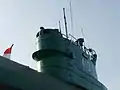 Turm der KRI Pasopati (410) mit Sehrohren und anderen Ausfahrgeräten