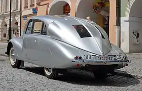 Tatra 87 (1937–1948), Heck