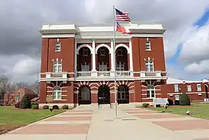 Tattnall County Courthouse