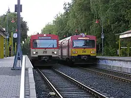 Zugkreuzung im Bahnhof Saalburg