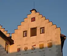 Wappen am Torschloss