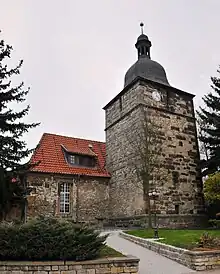 Kirche, Ansicht aus Südwest